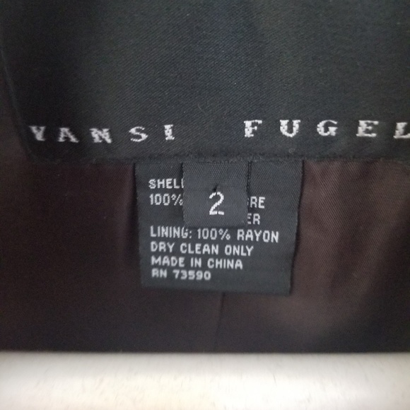 Yansi Fugel Executive Blazer - Picture 2 of 2